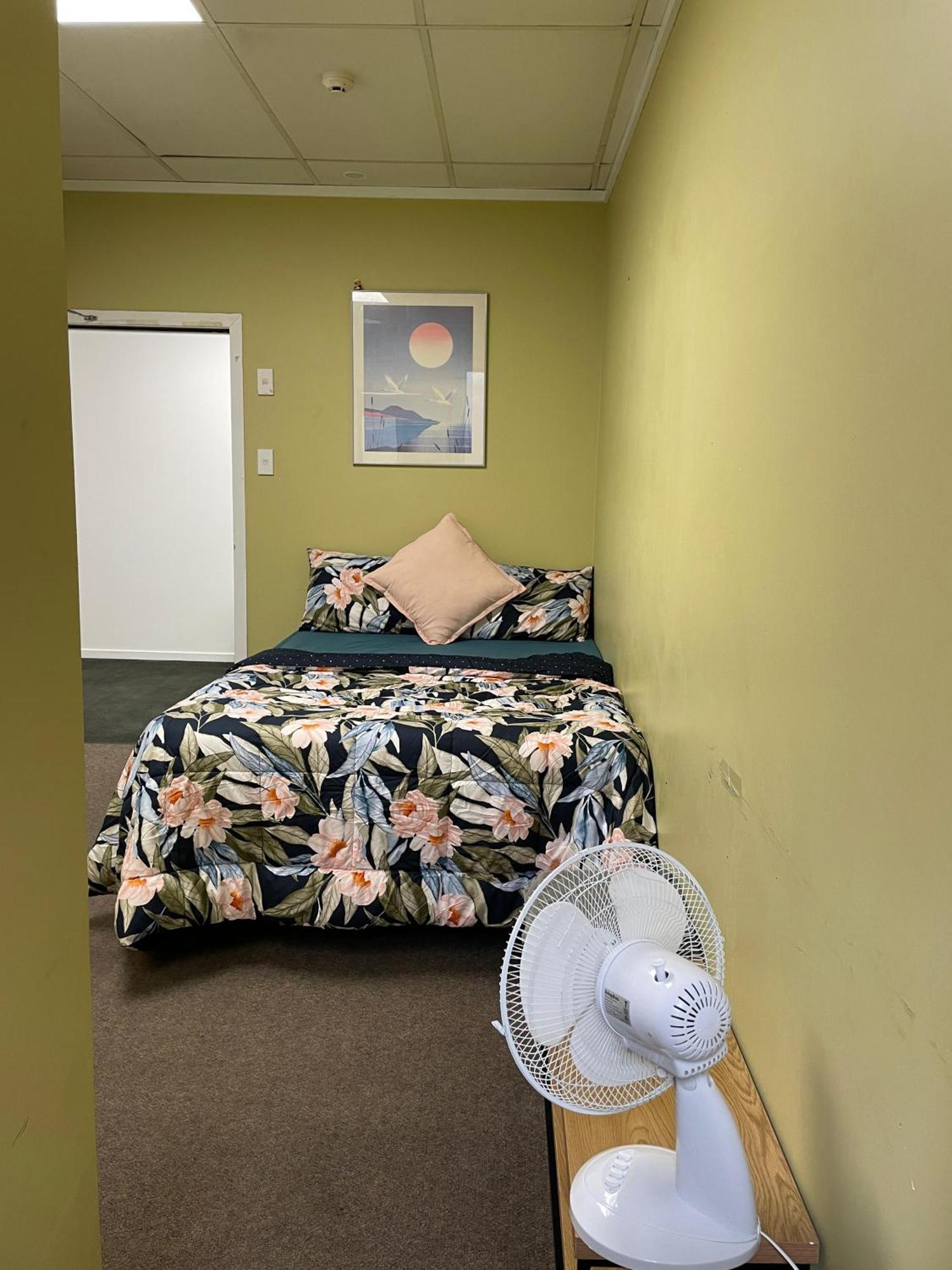 Silverfern Backpackers Auckland Exterior photo